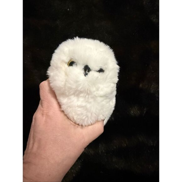 Universal Studios Other - Universal Studios Harry Potter Hedwig Snowy Owl Shoulder Plush Sound & Movement